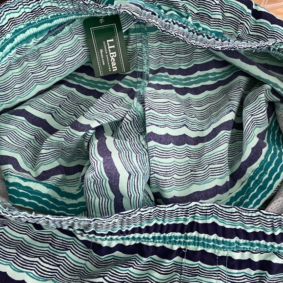 L.L. Bean Packable Stowaway Shorts Women's Small Print Beach Wave NWT SW-1757 - Picture 9 of 14